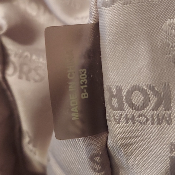 Michael Kors Tan Leather Ring Tassel Tote - Picture 14 of 16